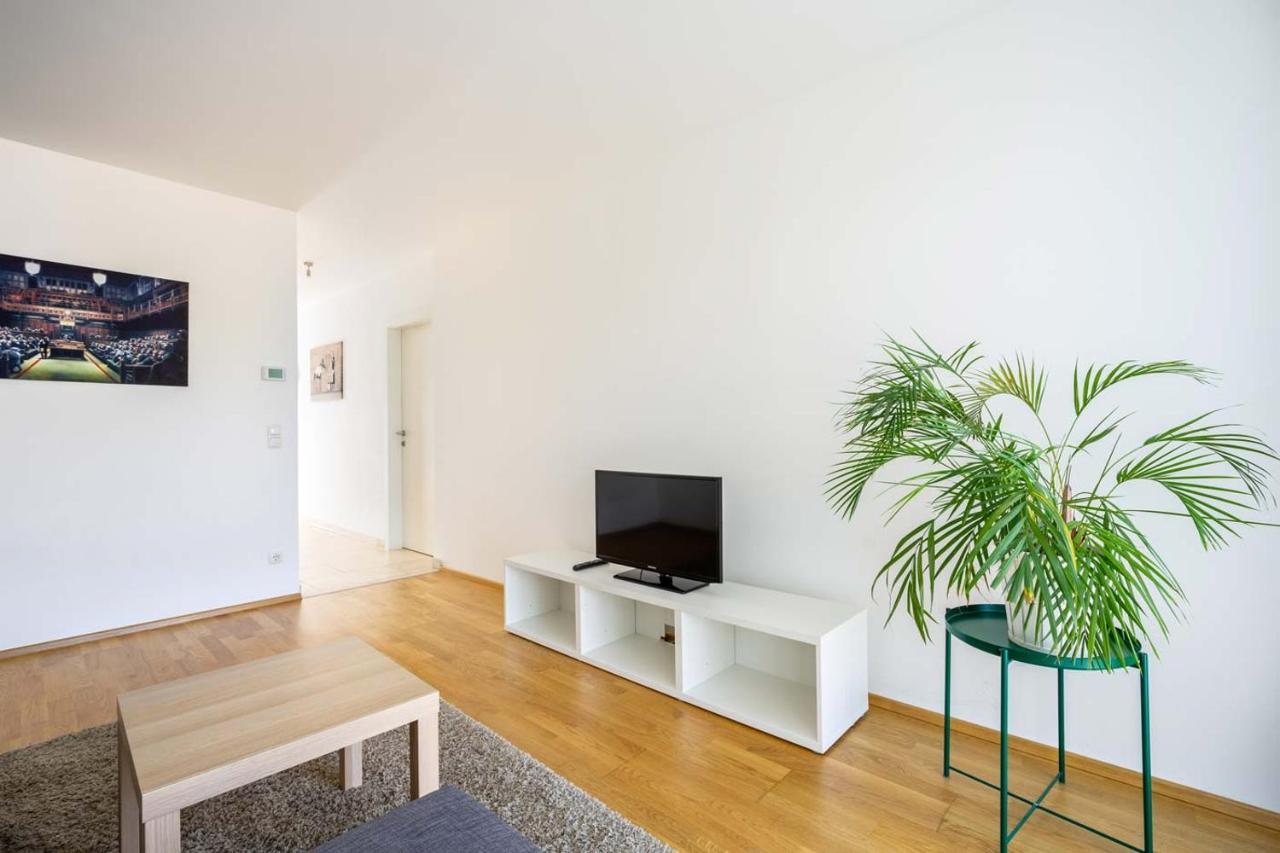 Donaufeld Living - Modernes Und Helles Apartment Wien Eksteriør billede