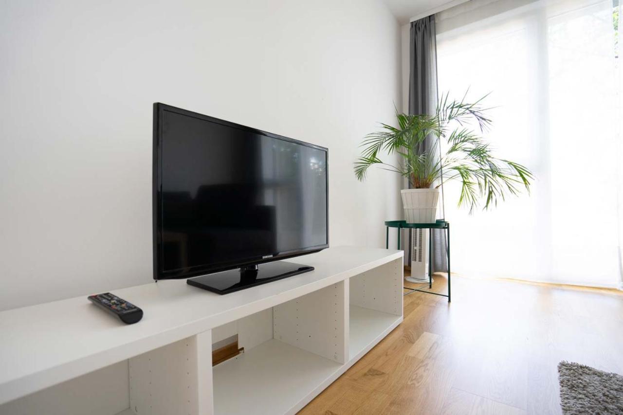 Donaufeld Living - Modernes Und Helles Apartment Wien Eksteriør billede